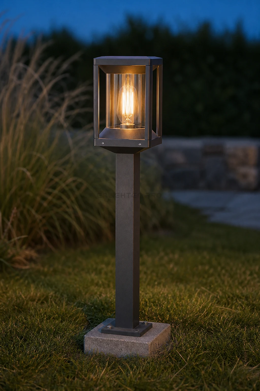 Cast Aluminium Bollard · Decorative Series