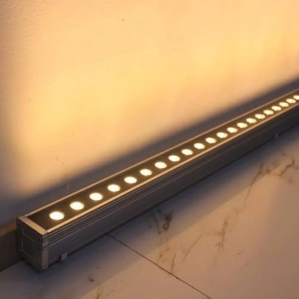 EN-ODX-WW Surface · Linear LED Wall Washer